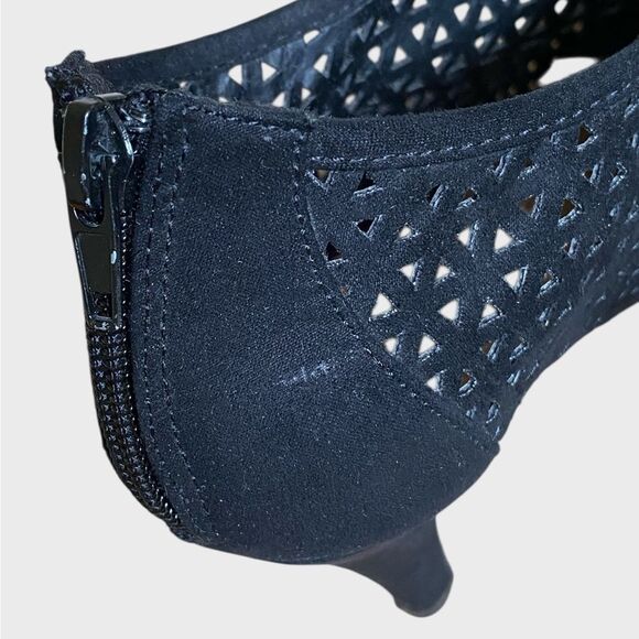 Madden Girl High Heel Ankle Booties Size 9 Black Perforated Open Toe Zipper - Picture 14 of 15